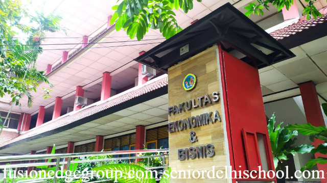 Universitas 17 Agustus 1945: Kampus Unggul di Semarang